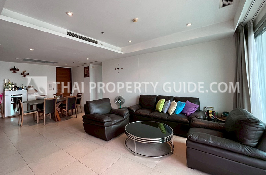 Condominium for rent in Sathorn